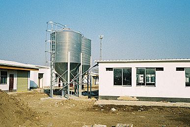 《堡垒之夜》联动《星际牛仔》 斯派克与菲参战